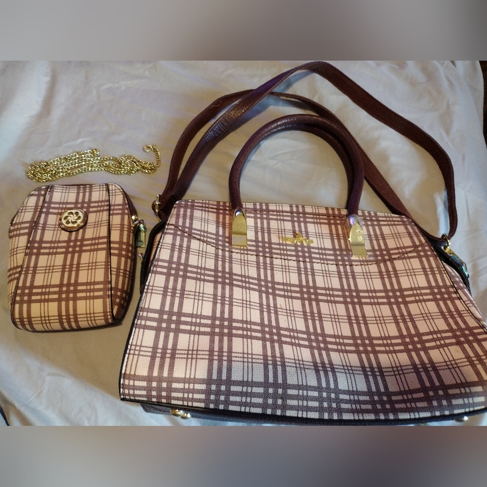 Purse - Picture 2 of 2